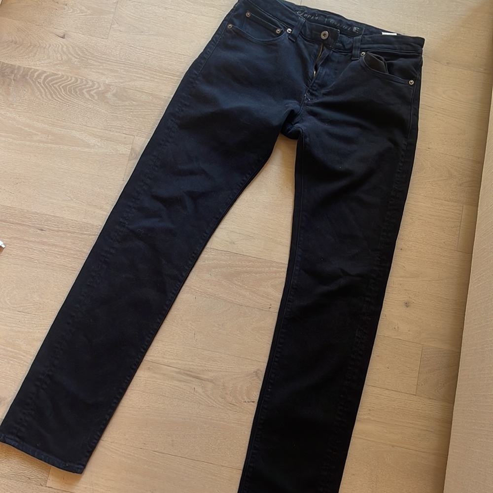 Levis Capital E - image 5